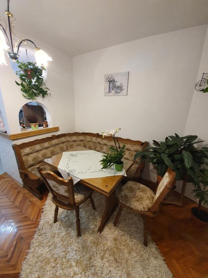 Apartman Noa Книн Екстериор снимка