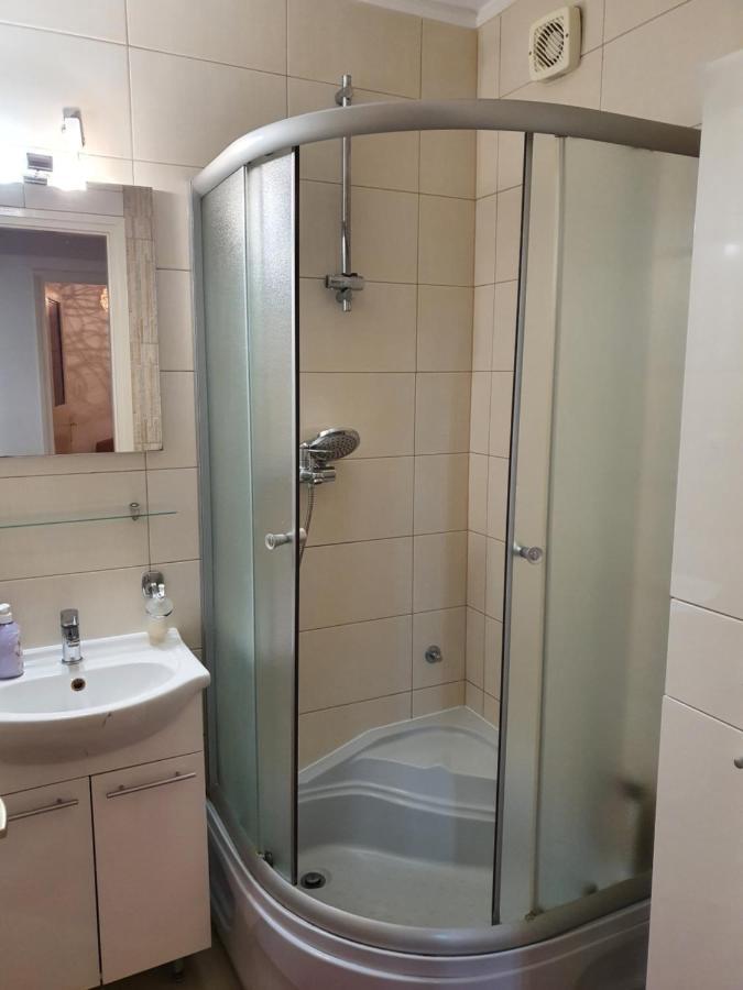 Apartman Noa Книн Екстериор снимка